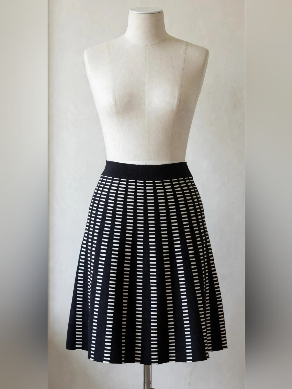 Ohne Titel Black White Graphic Knit Skirt XS Designer A-Line